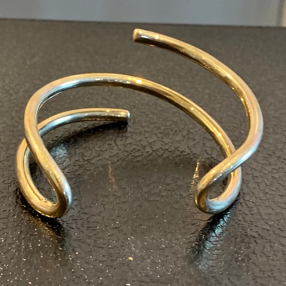 Half Saturn Cuff - Picture 2 of 5